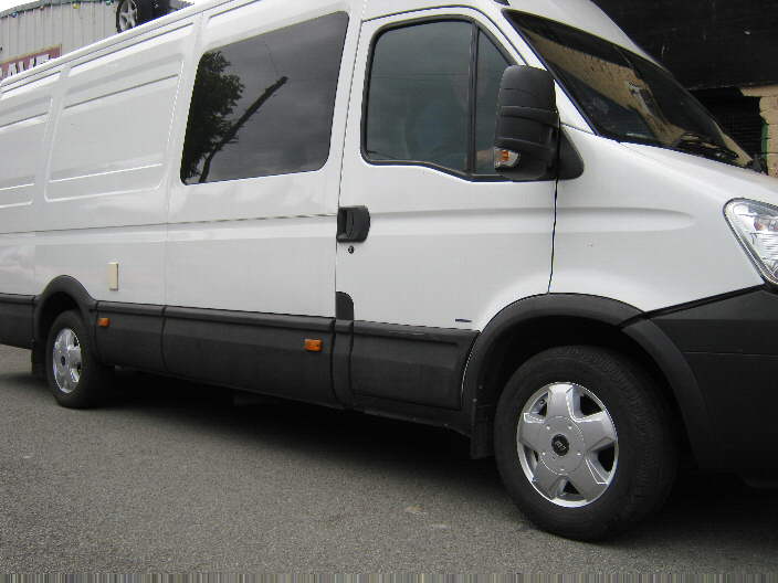 Borbet CG Alloys on Iveco 6-stud fitting