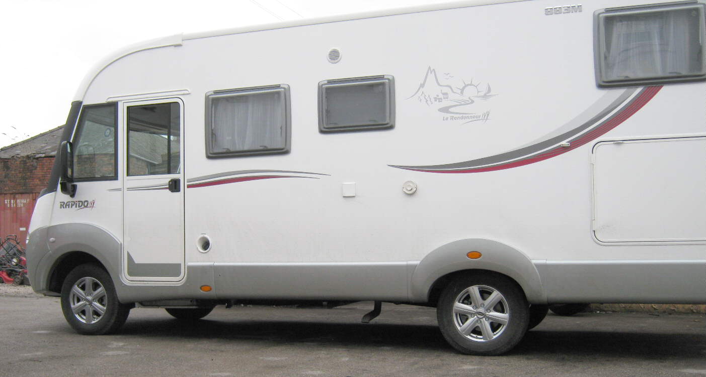 16" Rimfire HDX6 Alloys on Mercedes Sprinter