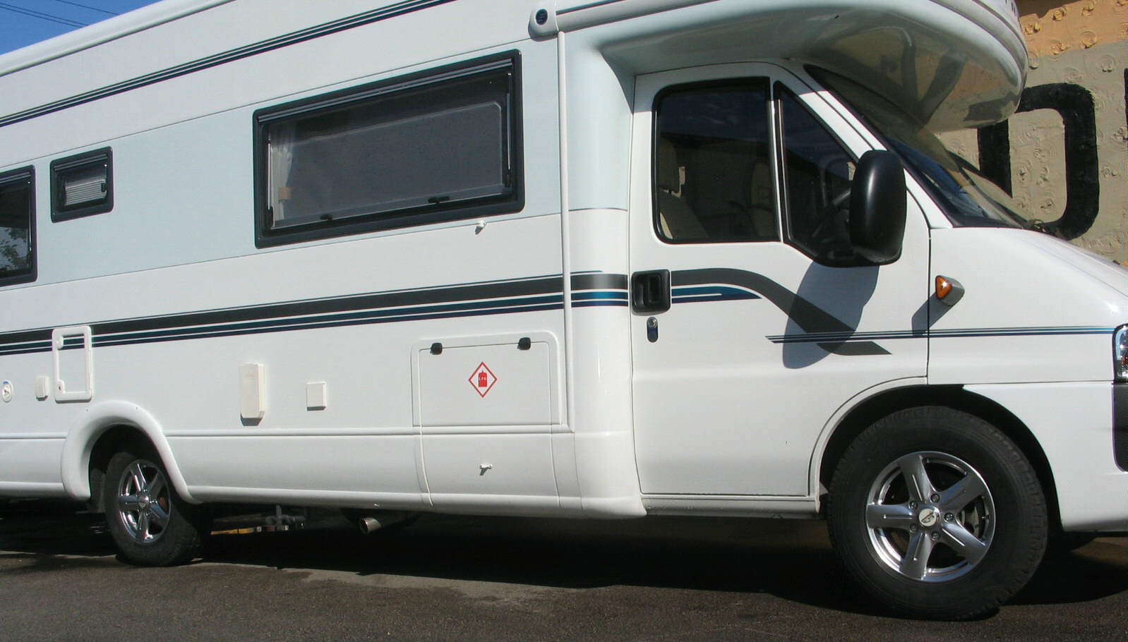 16" Rimfire Alloys + 215/75R16 tyres on '06 Fiat Ducato