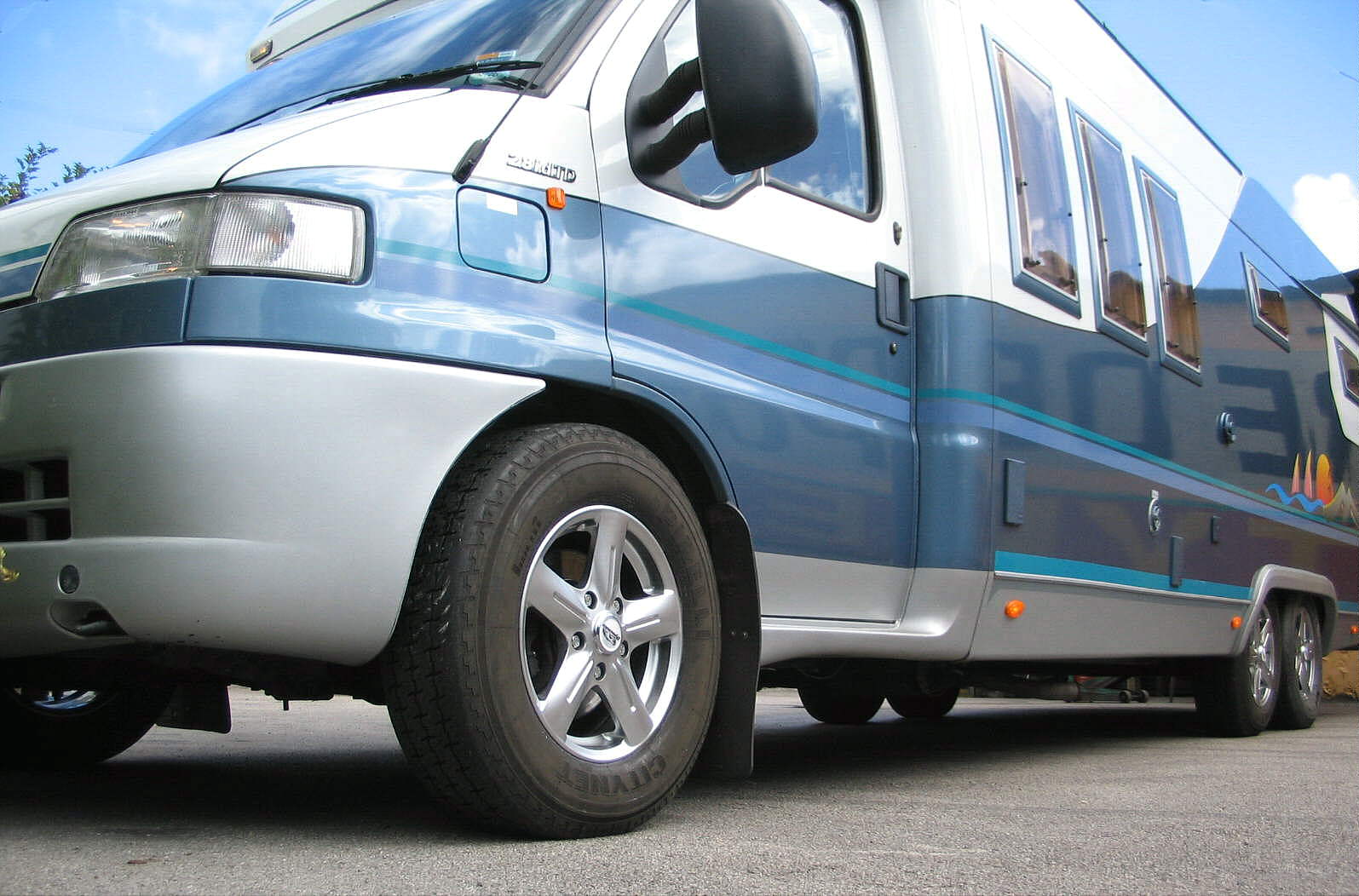 16" Rimfire Alloys on Fiat Ducato Hobby Motorhome 3 axle