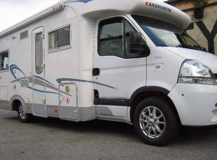 16" Scorpion Silver Alloys on Renault Master