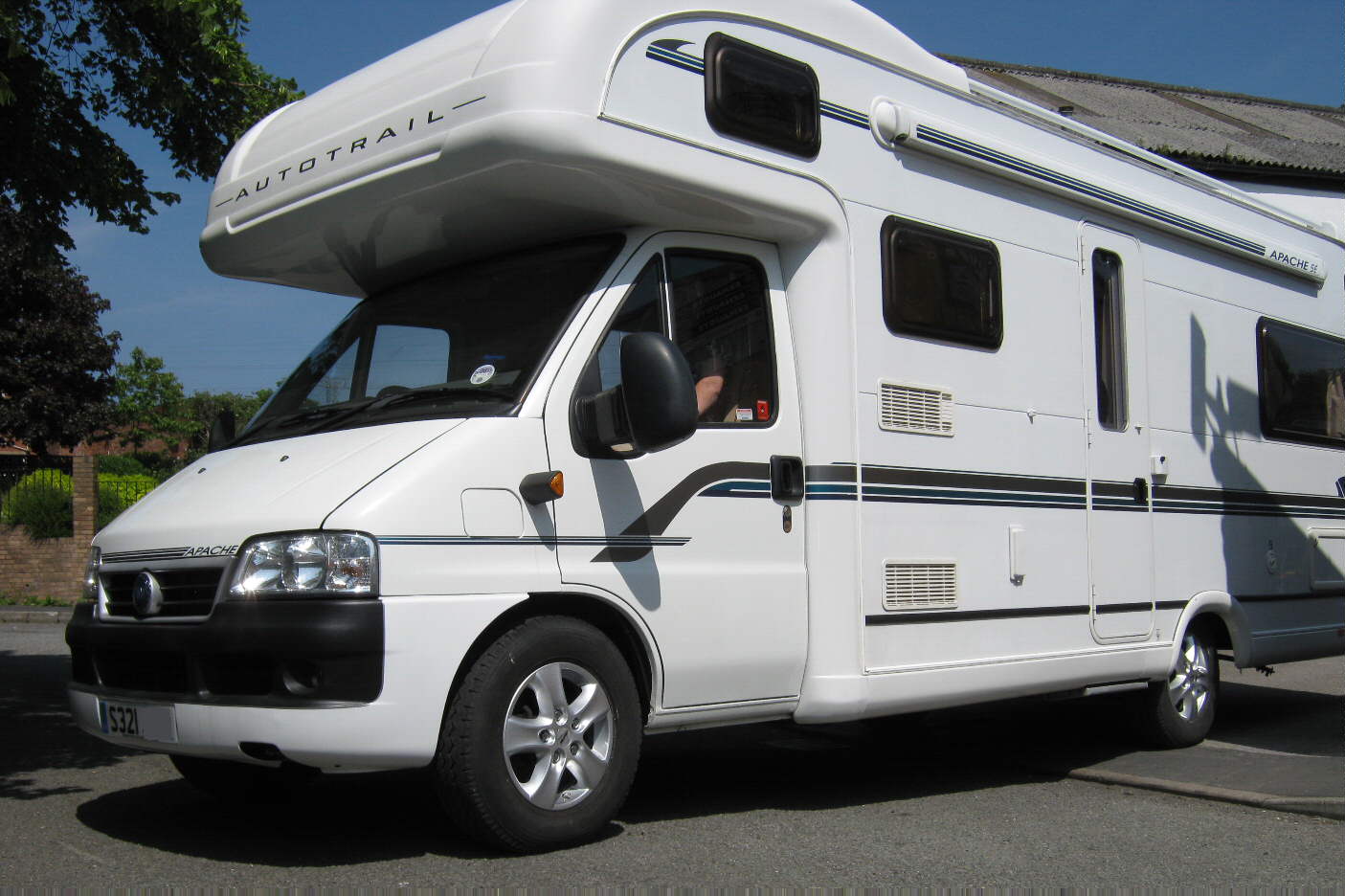 16" Autec Talos Alloys and 215/75R16 tyres on Fiat Ducato Maxi 2006