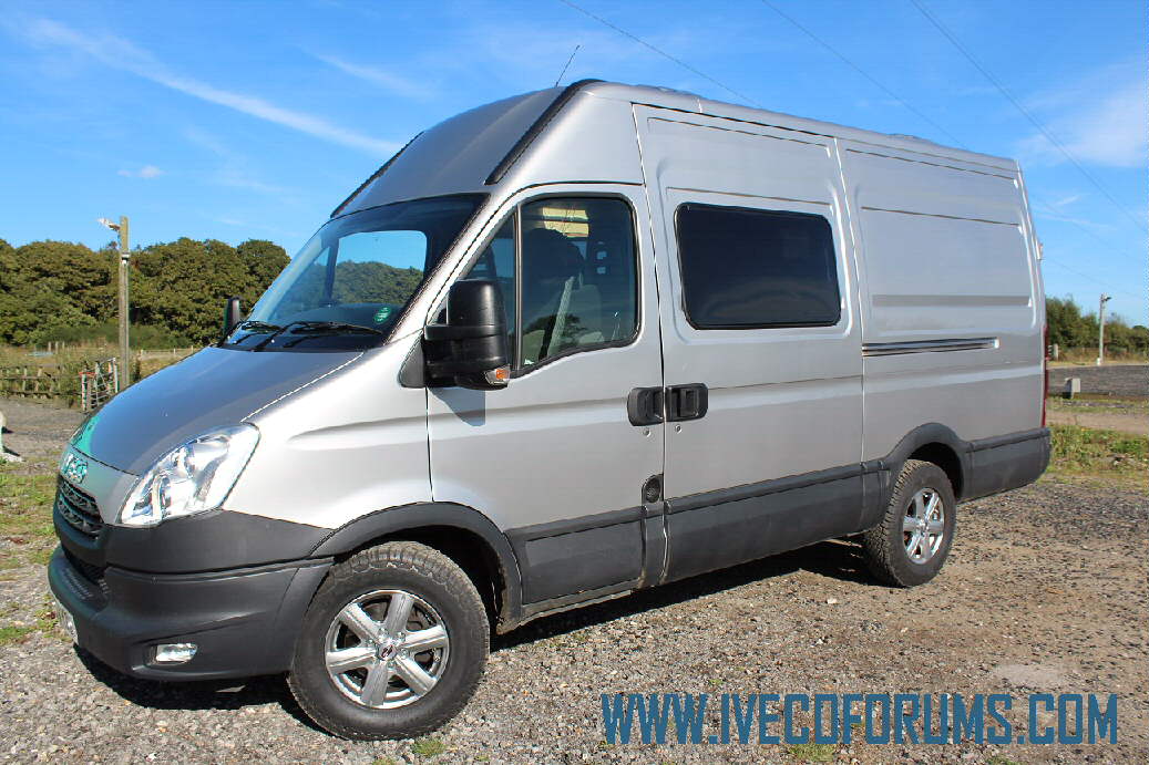 16" Rimfire HDX5 alloys and 225/75R16 General Grabber Tyres on 6-stud Iveco Daily