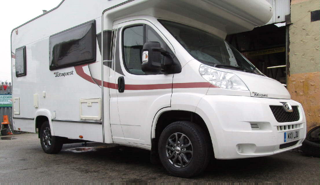 15" Scorpion Anthracite alloys + 215/70R15 Continental Camper tyres on Peugeot Boxer